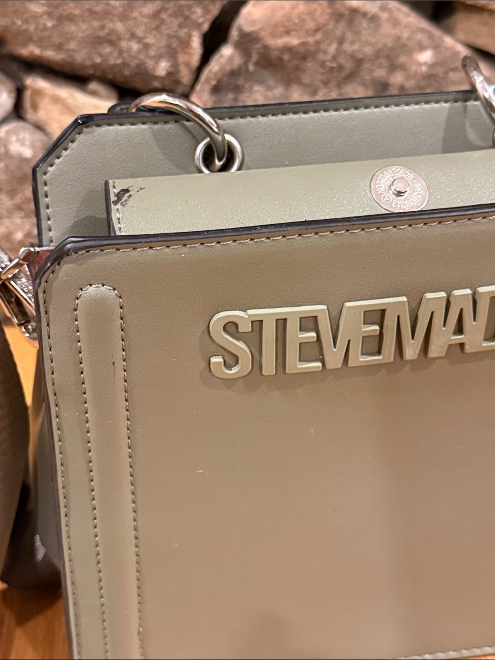 Steve Madden Olive Green Crossbody Messenger with Detachable Strap - Picture 3 of 10